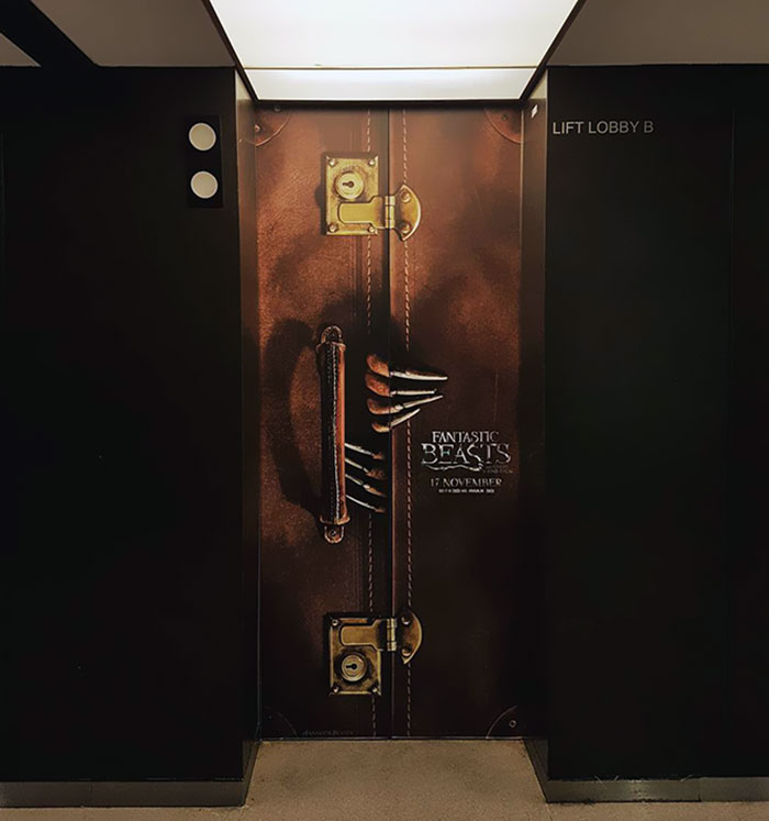 电梯厅门装饰