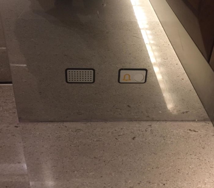 电梯地面报警按钮